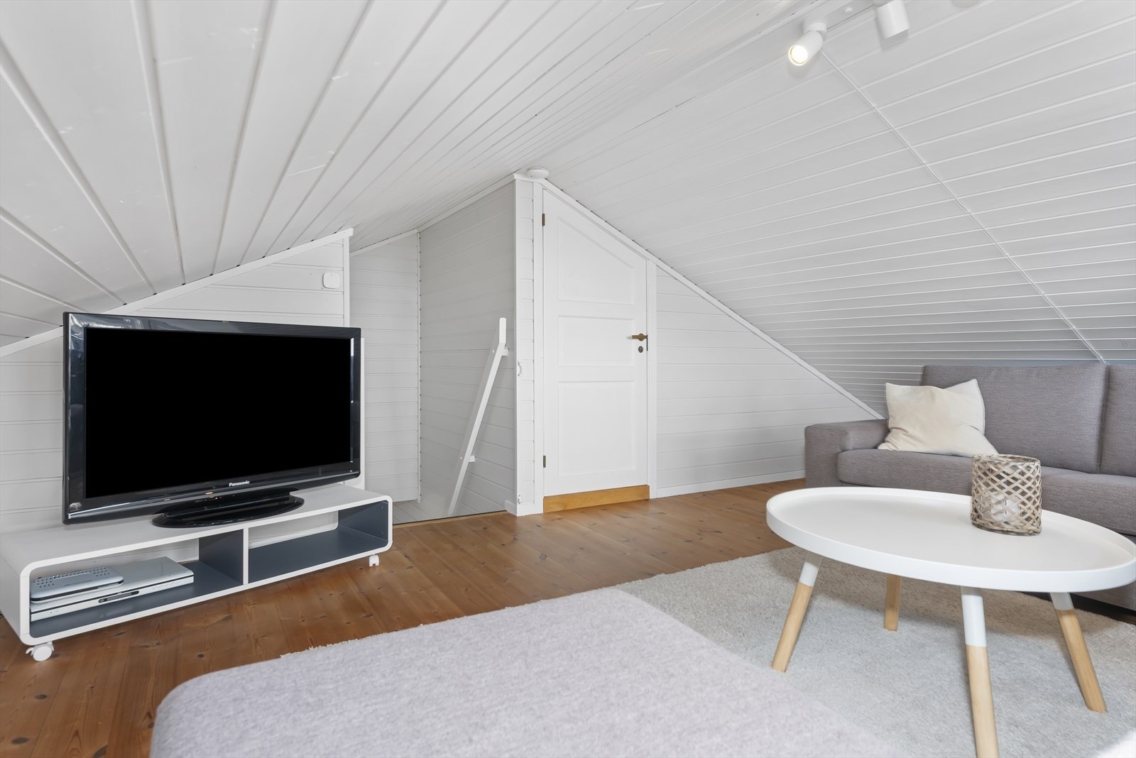 Innredet loftstue Galleribilde