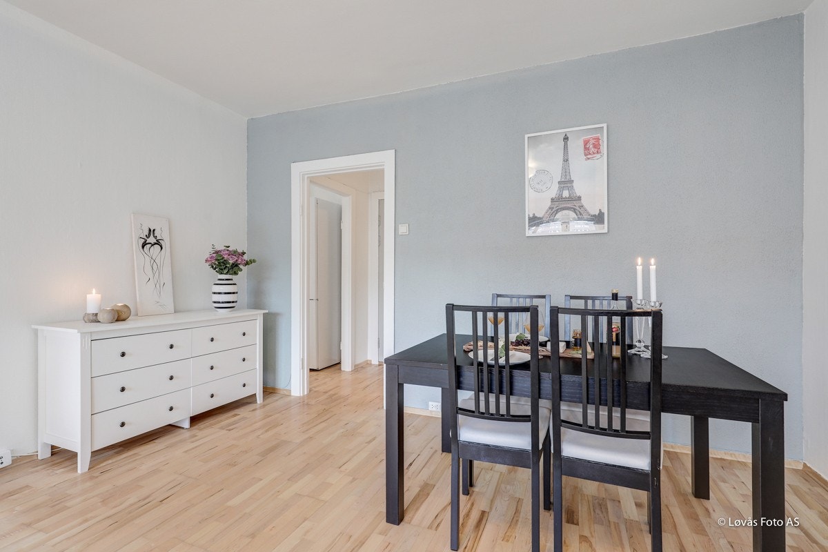 Stue mot entré Galleribilde