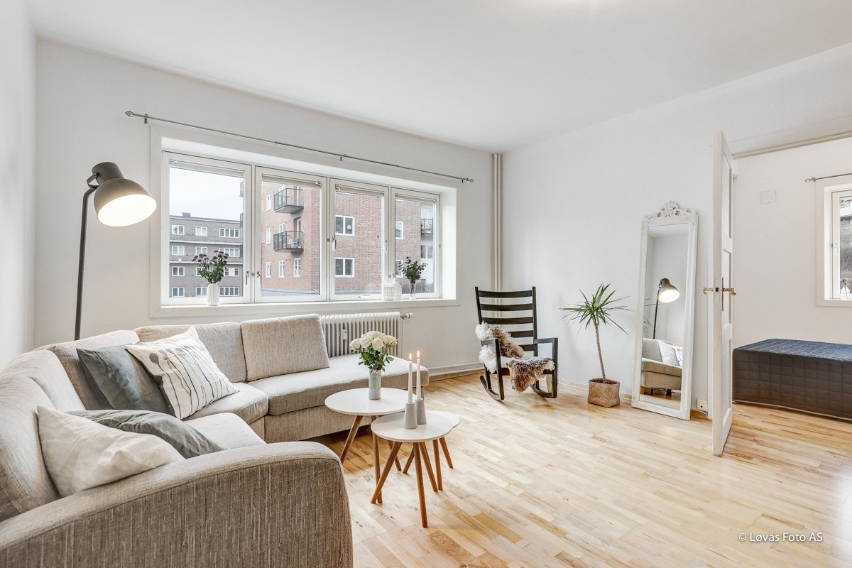 Stue mot soverom Galleribilde