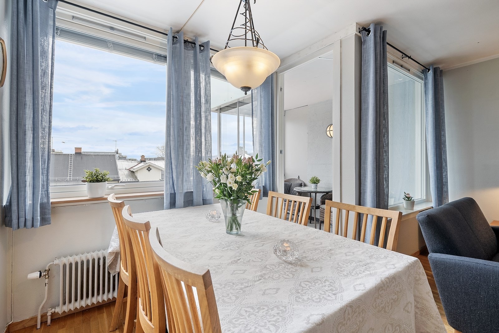 Samle familien til dagens måltider. Galleribilde