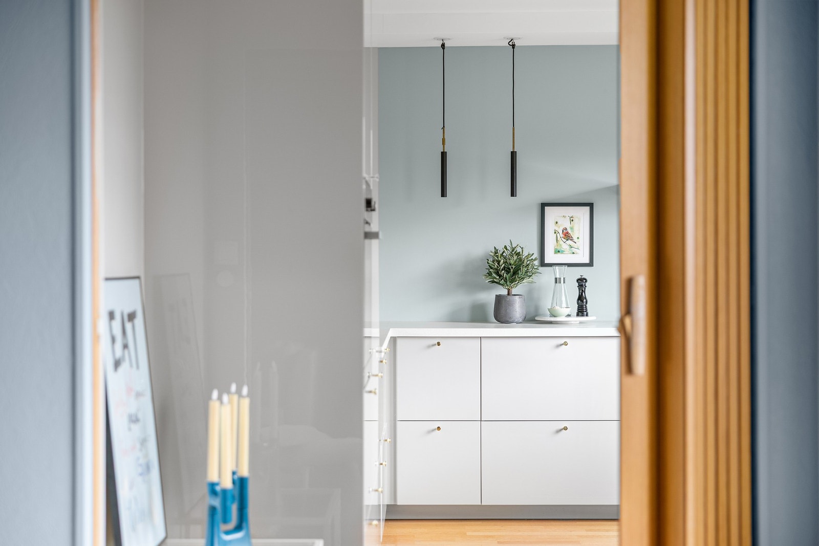 Boenheten disponerer 3 private boder i felles kjeller med adkomst via fellesarealer. Galleribilde