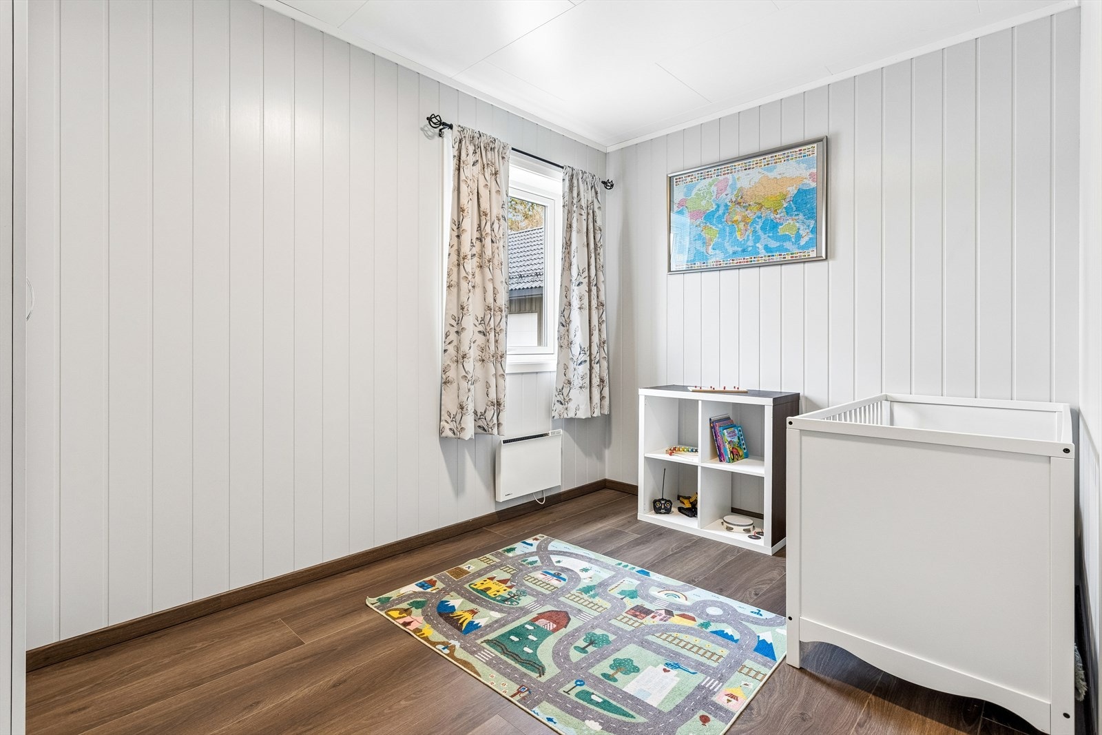 Flere gode soverom som gir fleksibilitet for familie og gjester. Galleribilde