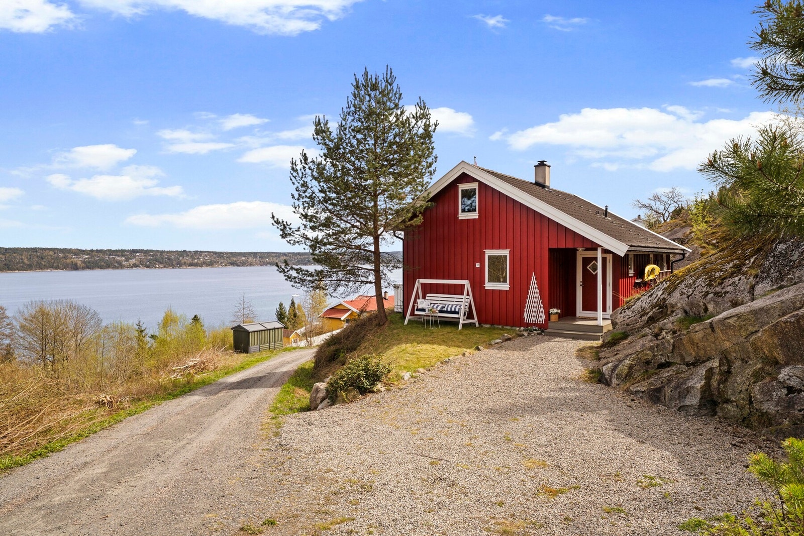 Gode parkeringsmuligheter og mulighet til å båtopplag om vinteren Galleribilde