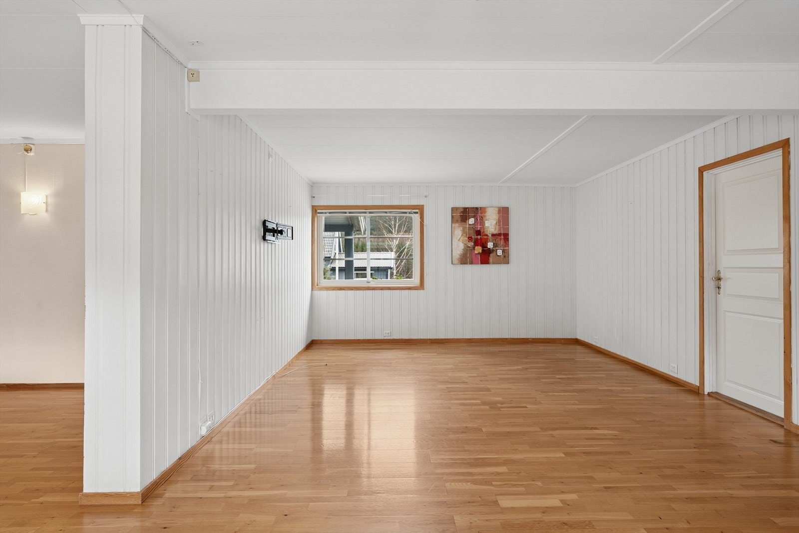 Tv-stuen gir en egen sone for avslapning og underholdning. Galleribilde