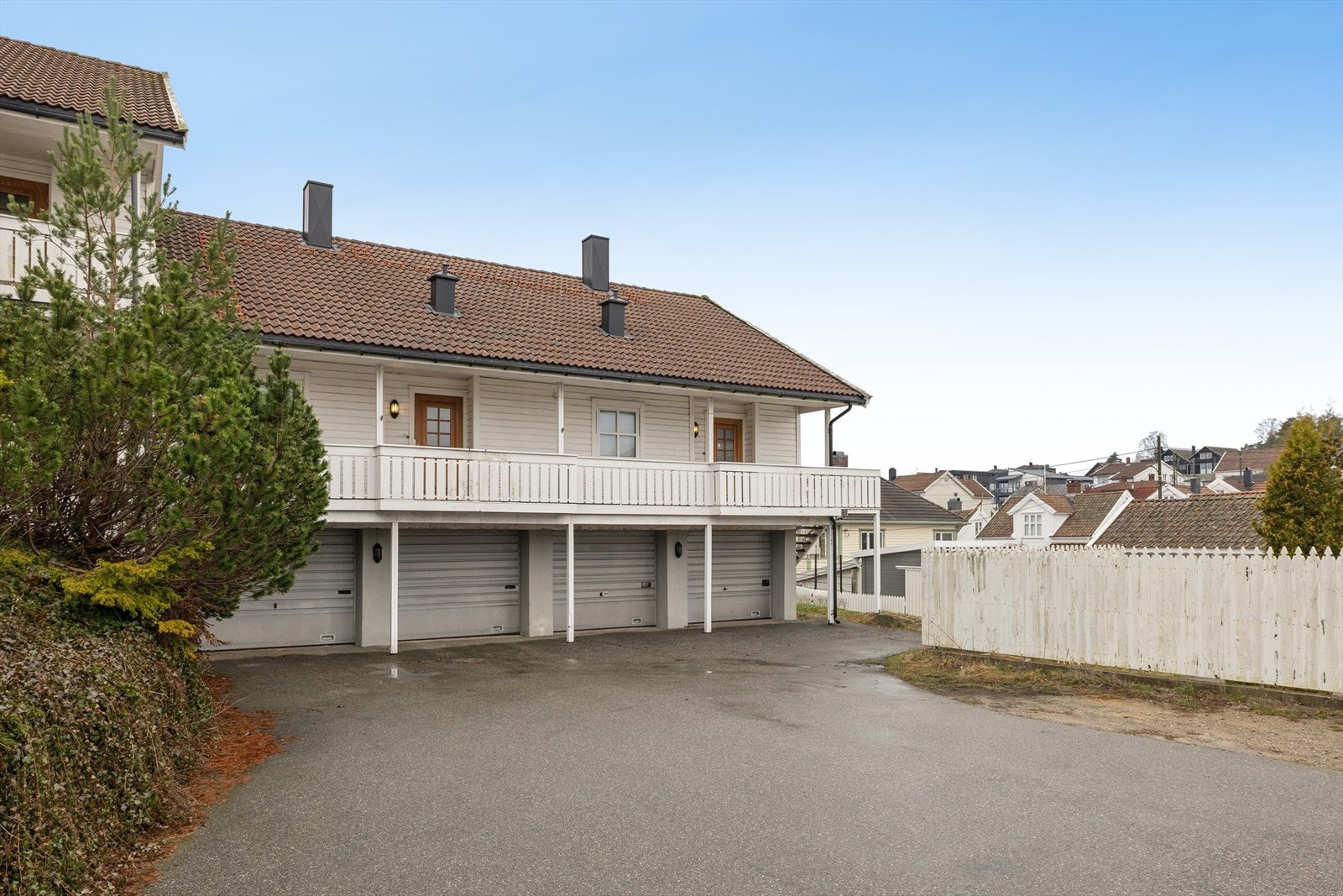 Felles utvendig parkering Galleribilde