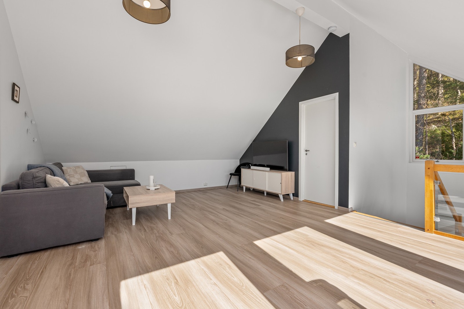 Loftstue Galleribilde