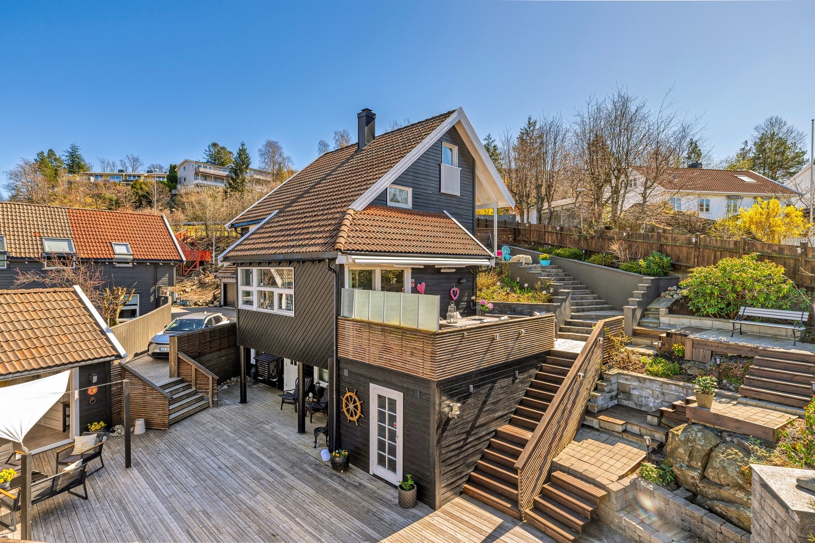 Velkommen til Grovikveien 19 v/ Andre Sandvik i Aktiv Eiendomsmegling Kristiansand! (Foto: Ivars Upe) Galleribilde