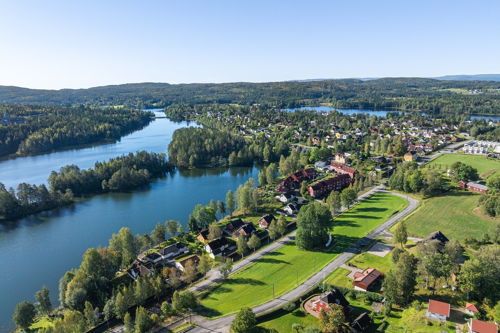 Eiendommen ligger i et stille og fredelig nabolag. Galleribilde