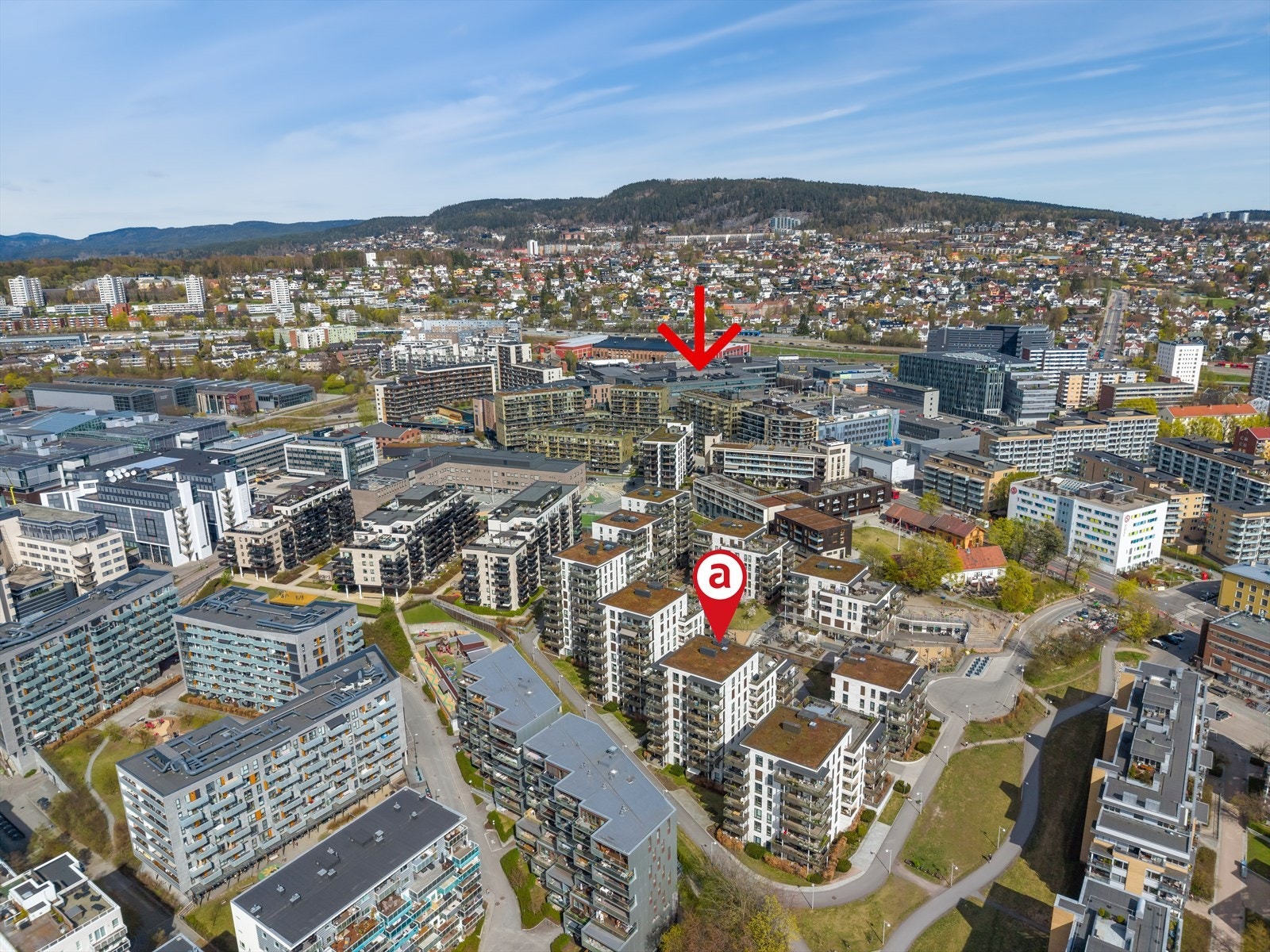 Storo Storsenter som har rundt 130 butikker fordelt på 56 000 m². Galleribilde