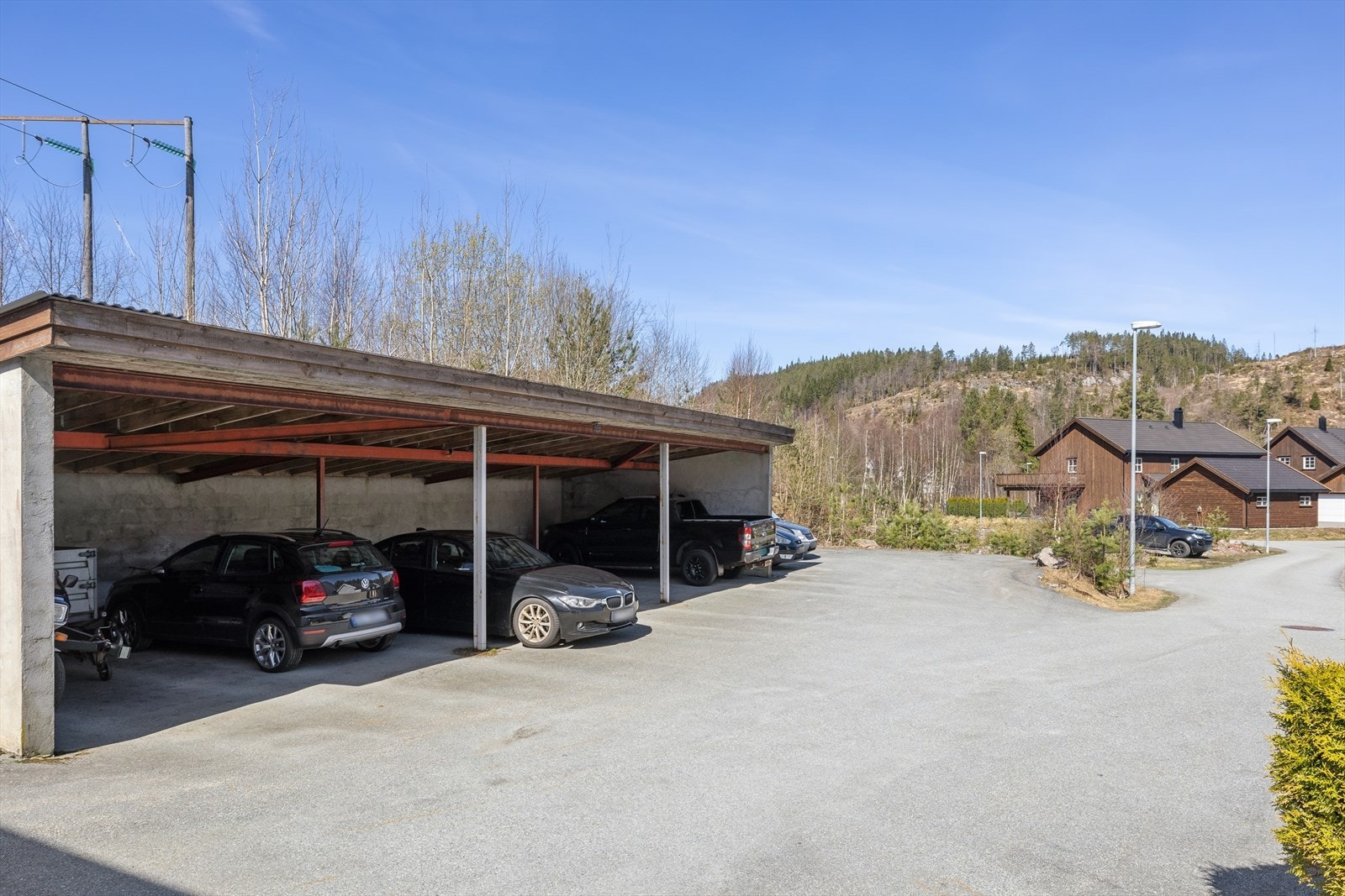 Carport og utvendig bod medfølger Galleribilde