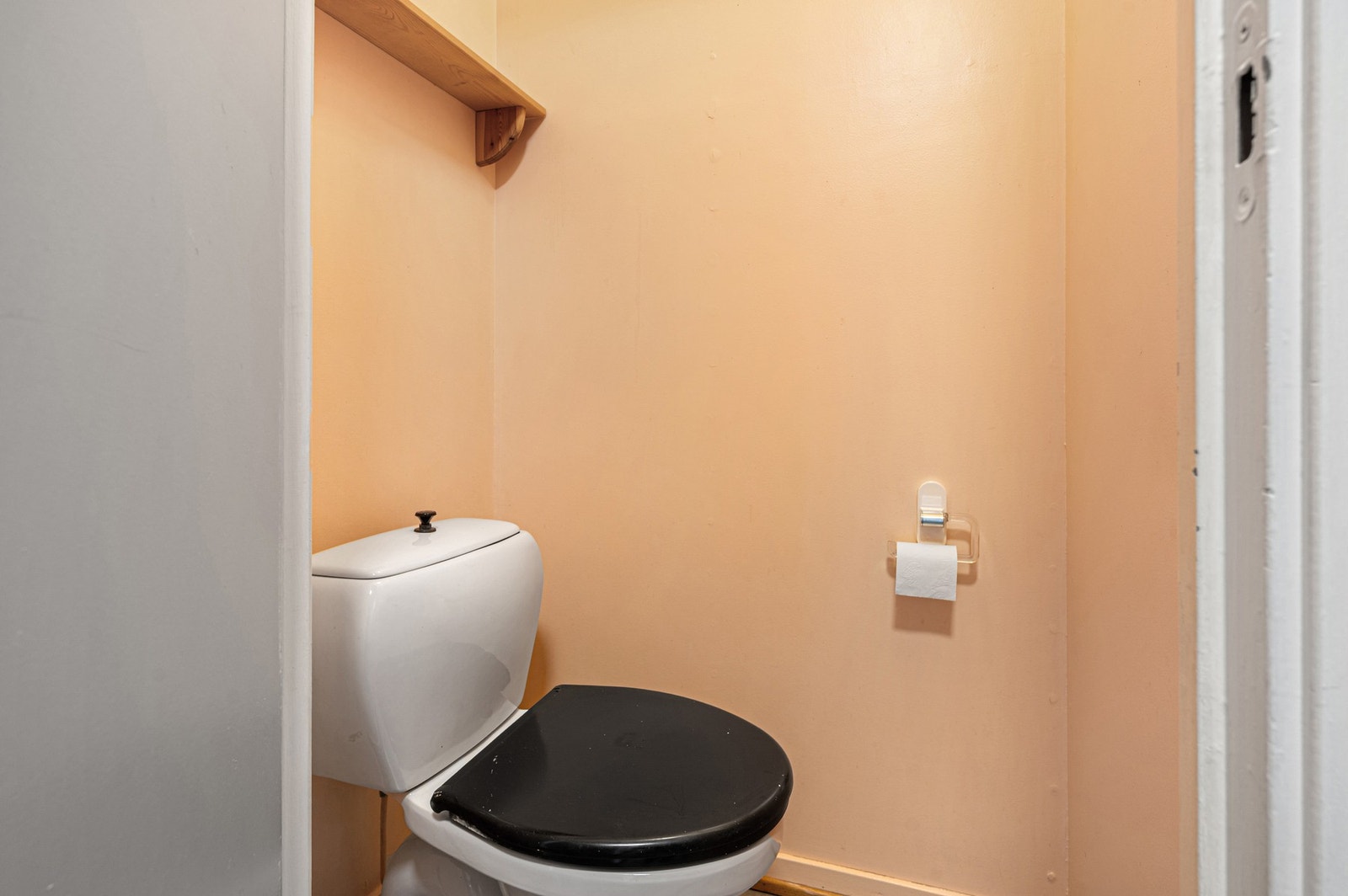 Separat toalettrom. Galleribilde