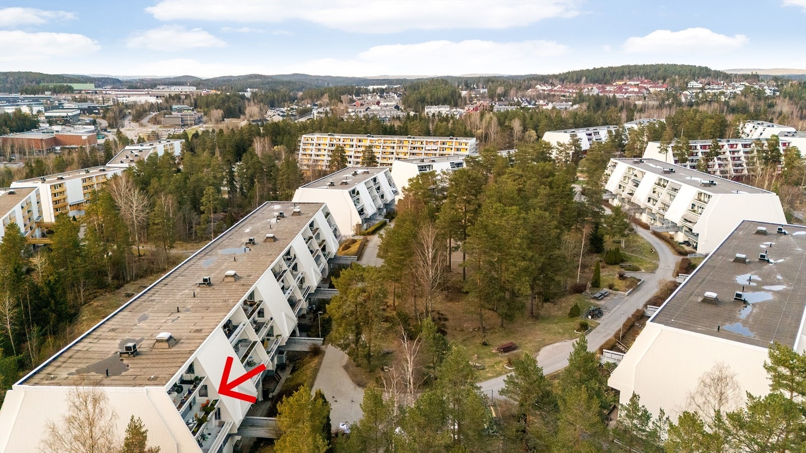Vevelstadåsen har en attraktiv beliggenhet med nærhet til både natur og sentrale servicetilbud. Galleribilde