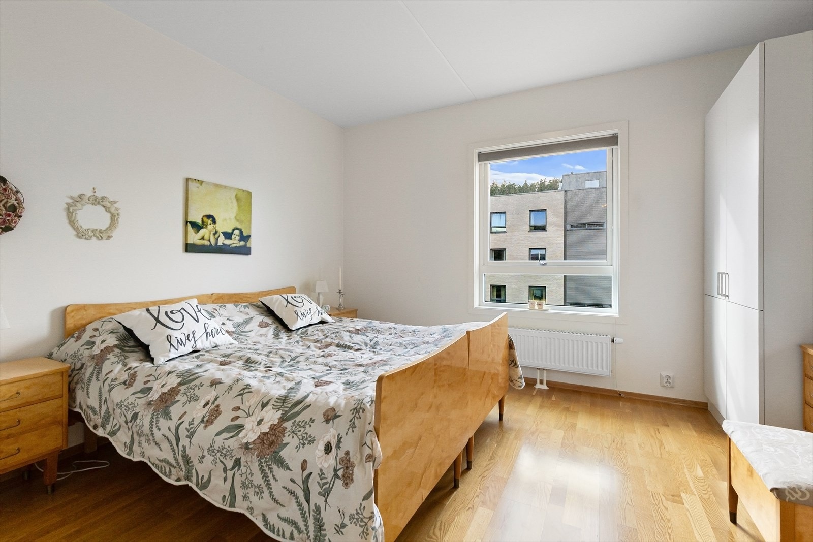 Romslig hovedsoverom. Galleribilde