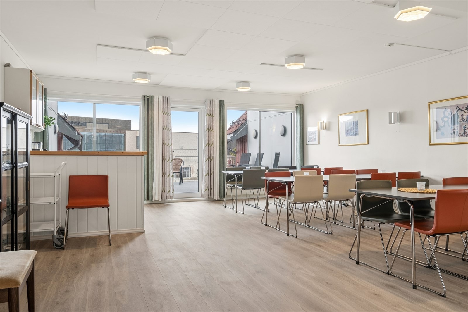 Sameiet har et fellesrom, Bryggestua , som kan benyttes av beboerne. Galleribilde