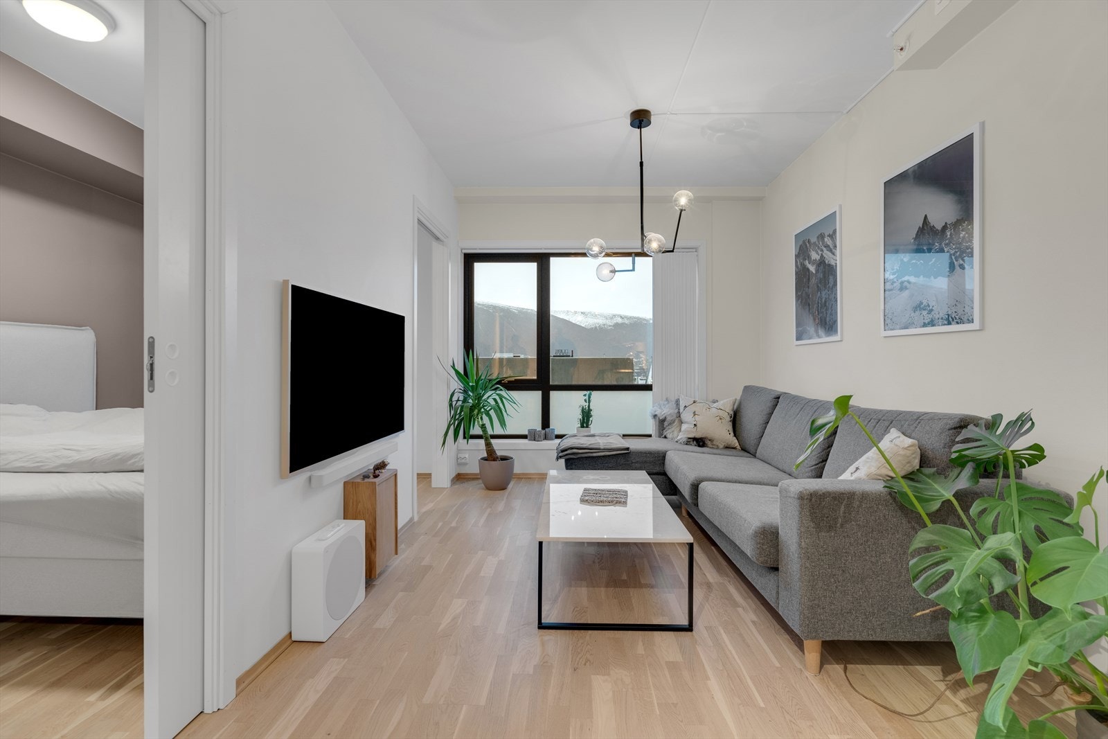 Boligen har balansert ventilasjon som sikrer et sunt og godt inneklima året rundt. Galleribilde
