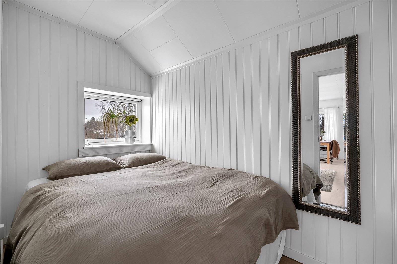 Soverom inn forbi stuen Galleribilde