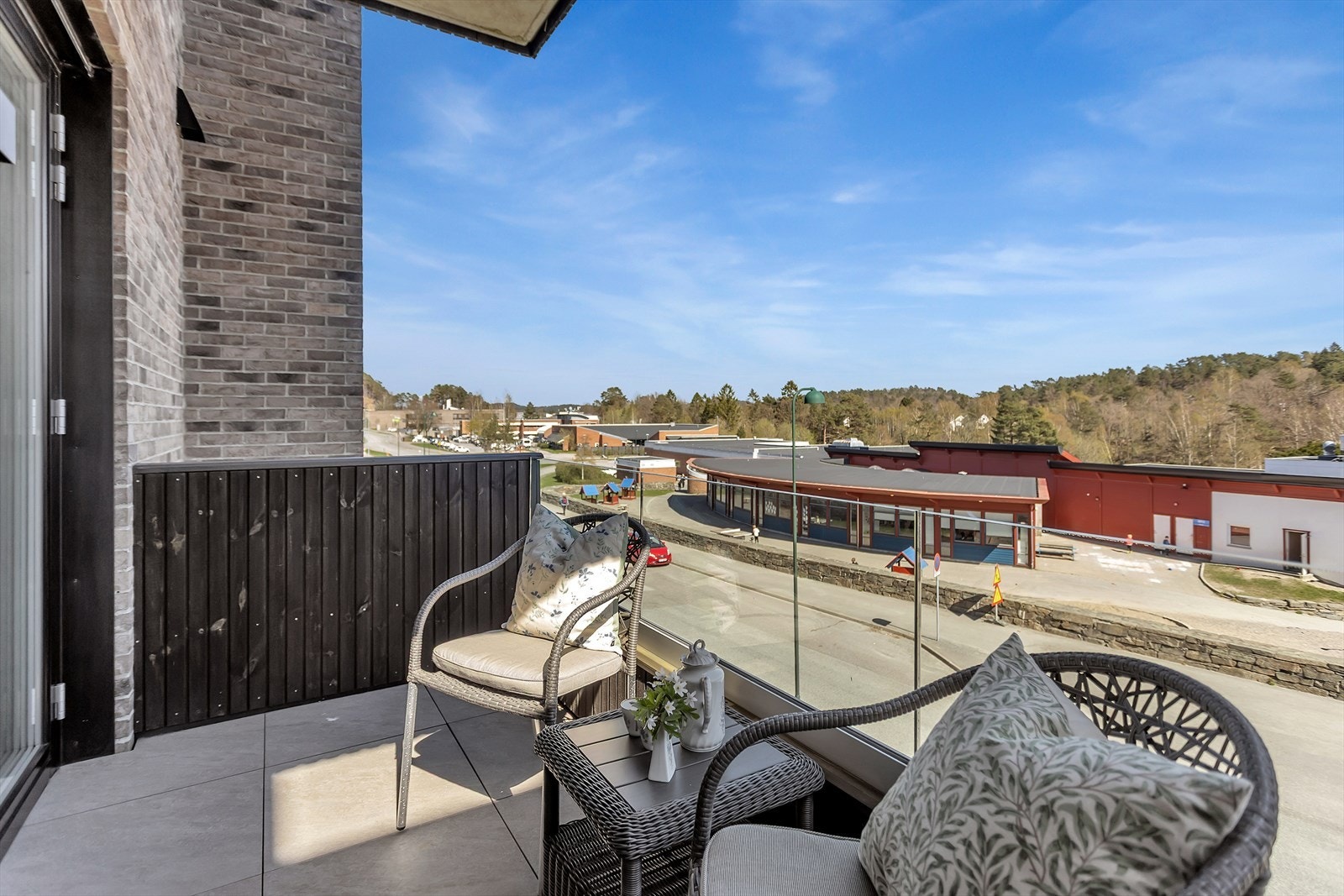 Balkong (fra soverom) på 5 m² er en fin, privat uteplass. Galleribilde