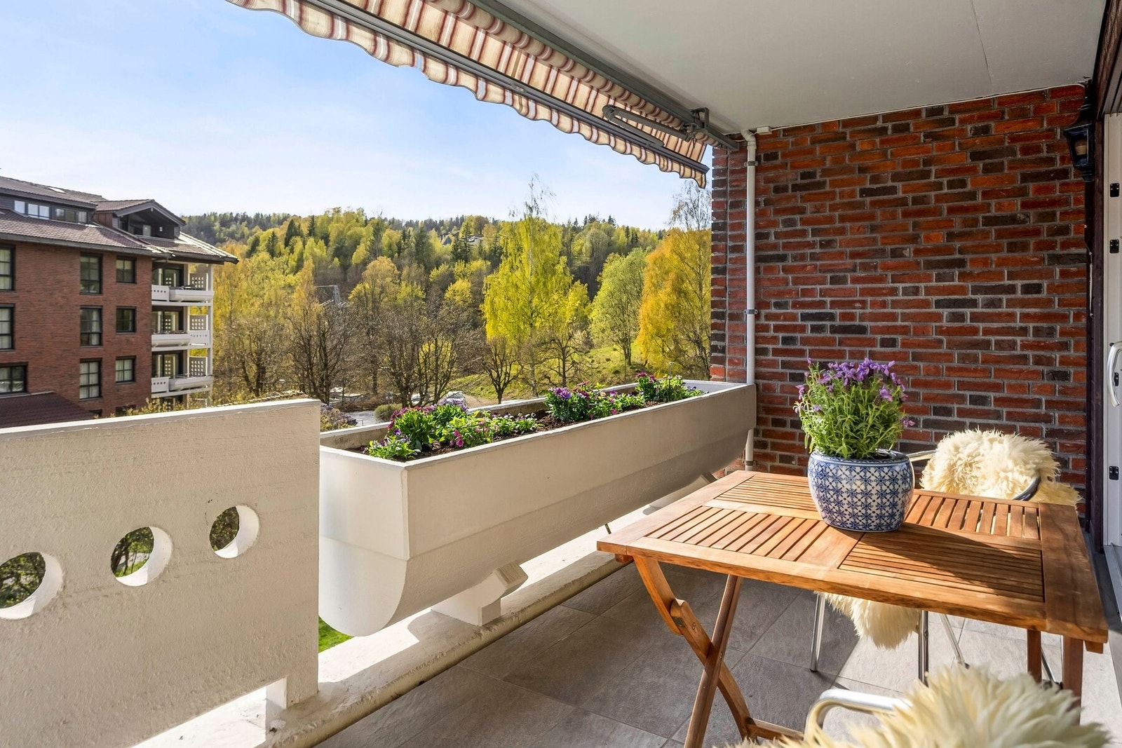 En lys og romslig 2-roms med attraktiv beliggenhet i Sandvika. Galleribilde