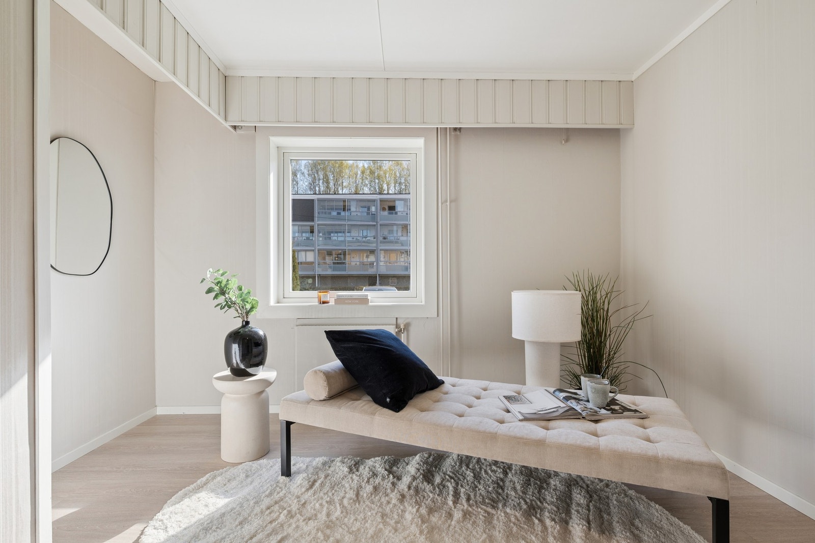 Perfekt som kontor, gjesterom, spisestueløsning, hobbyrom, eller til det du måtte ønske. Galleribilde