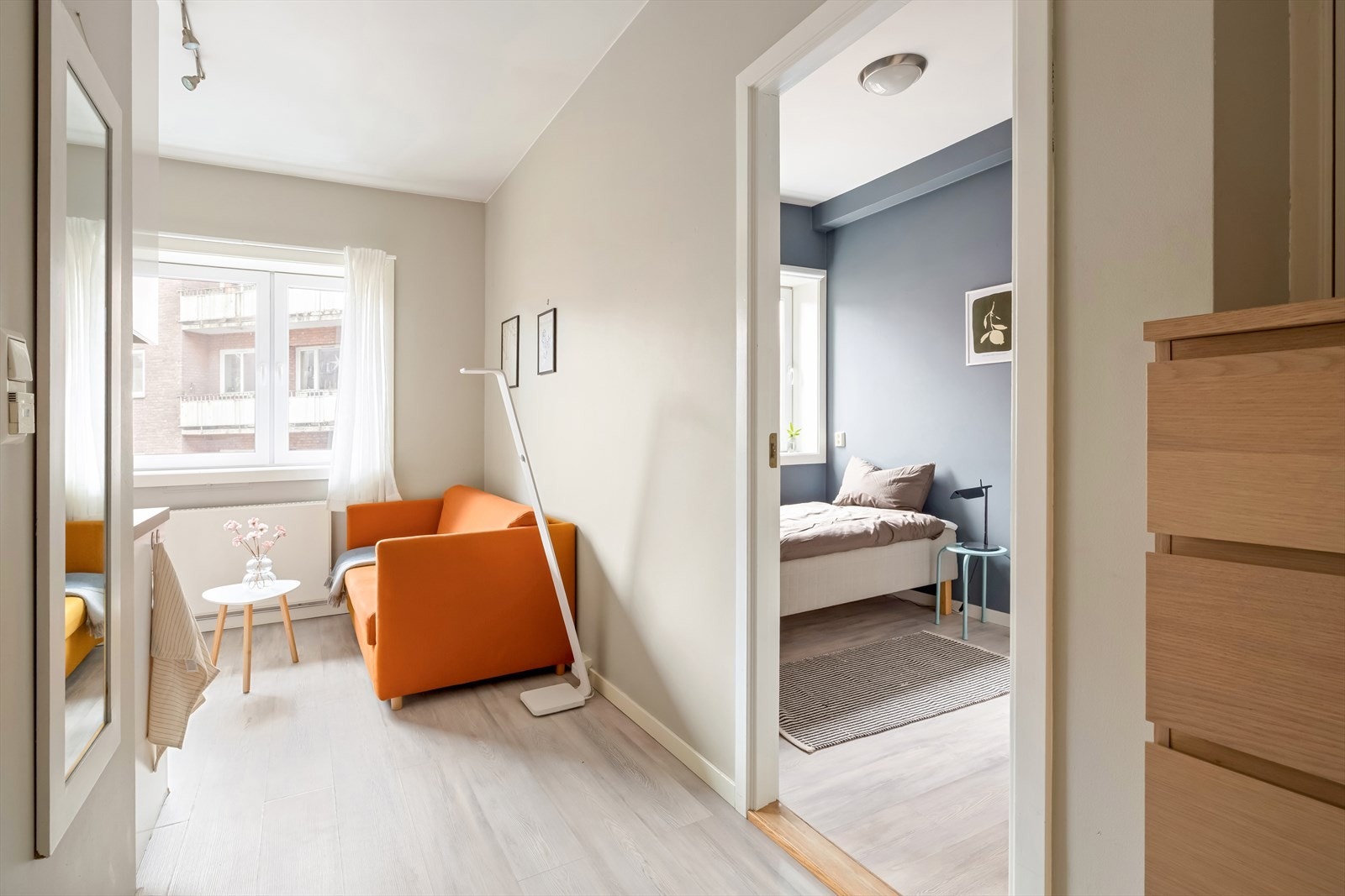 Dette er en arealeffektiv 2-roms leilighet med en smart planløsning som utnytter hver kvadratmeter. Galleribilde