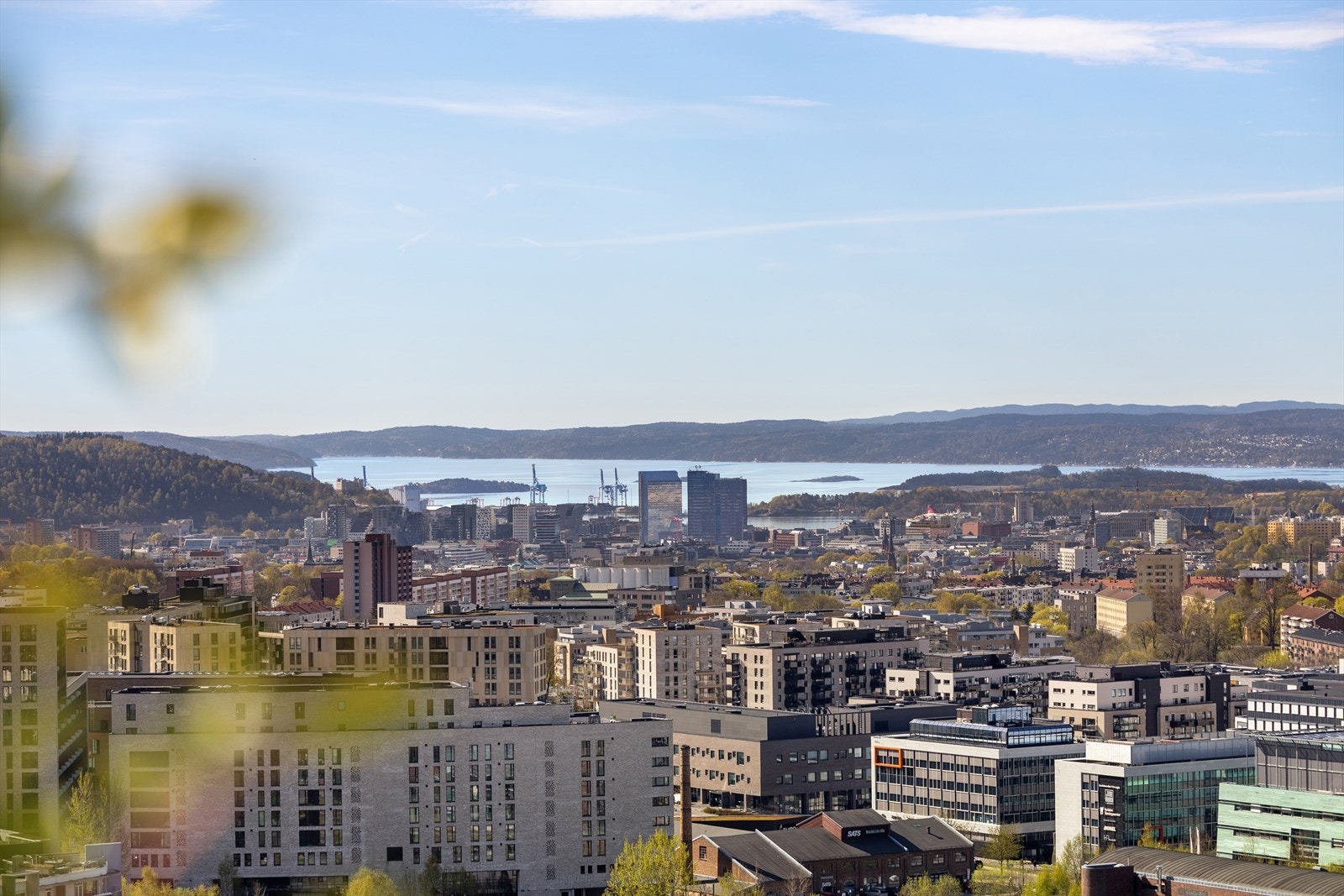 Leiligheten byr på fantastisk panoramautsikt over Oslo - en utsikt som må oppleves! Galleribilde