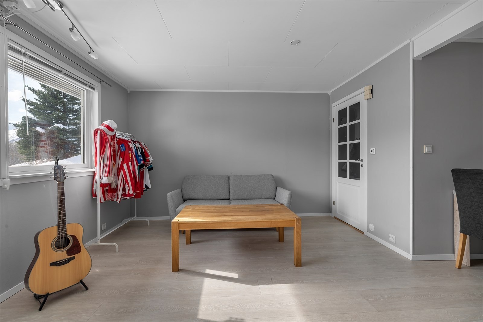 Her er det plass til stor sittegruppe. Galleribilde