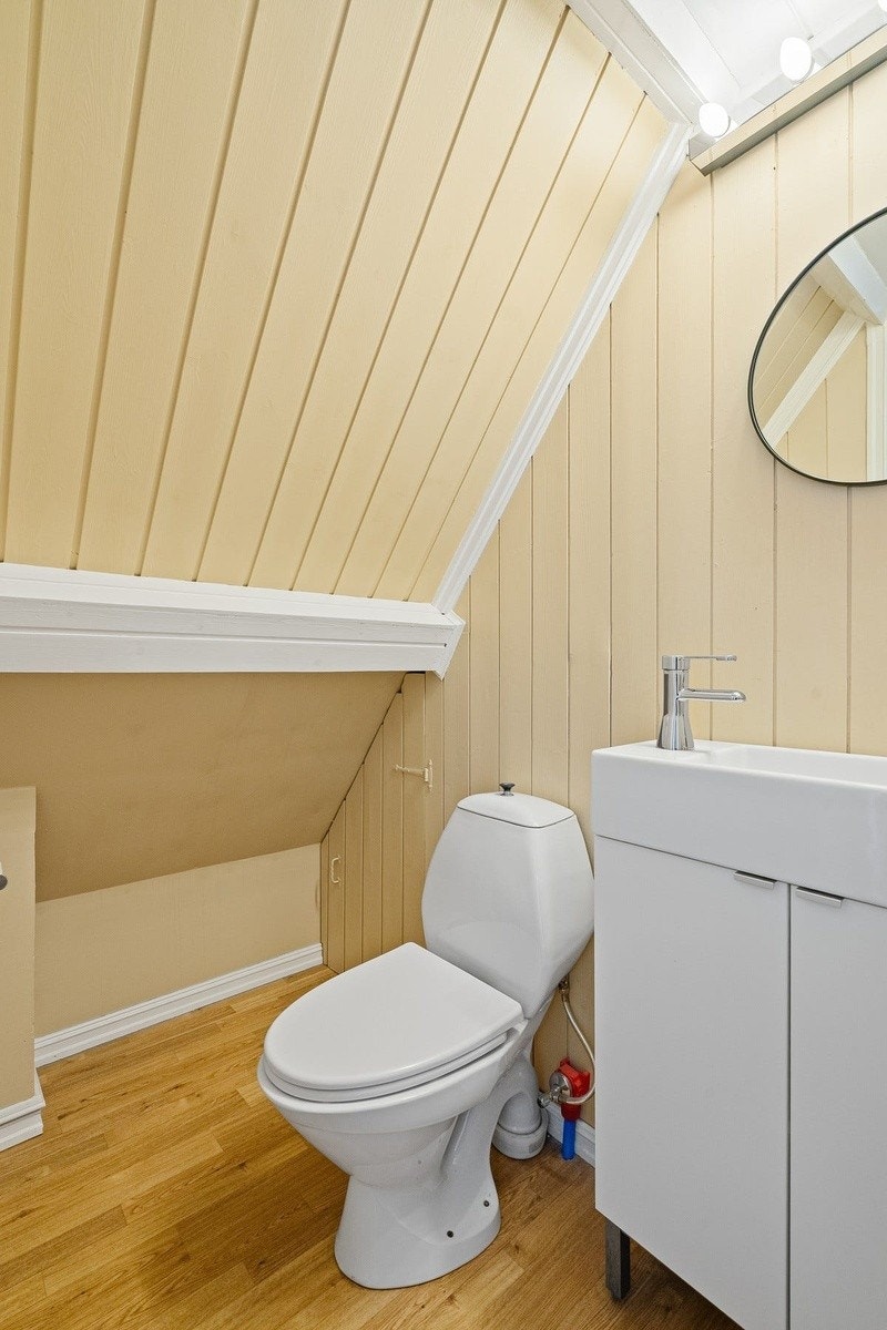 Eget WC på loftet. Galleribilde