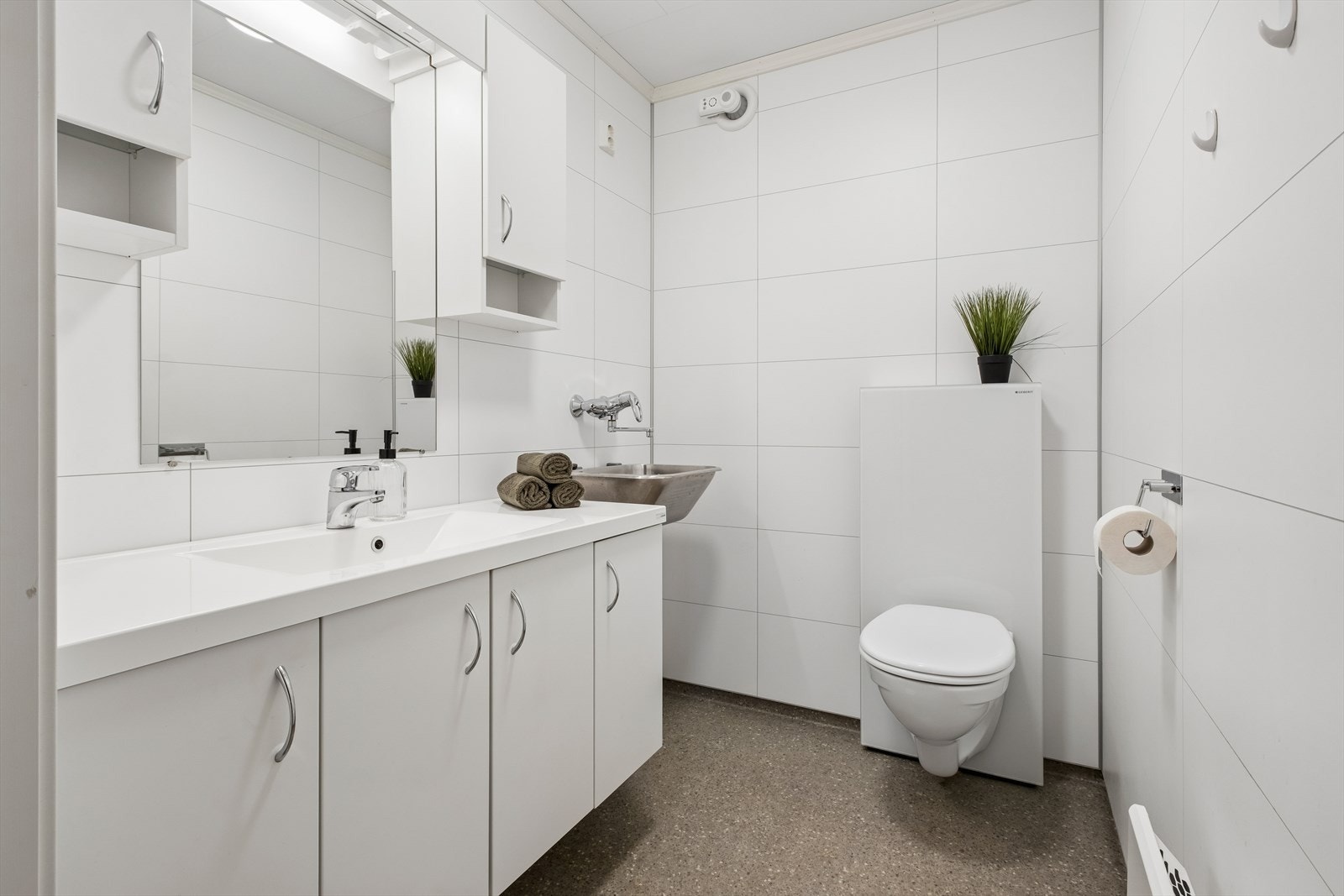wc rom 1 etg Galleribilde