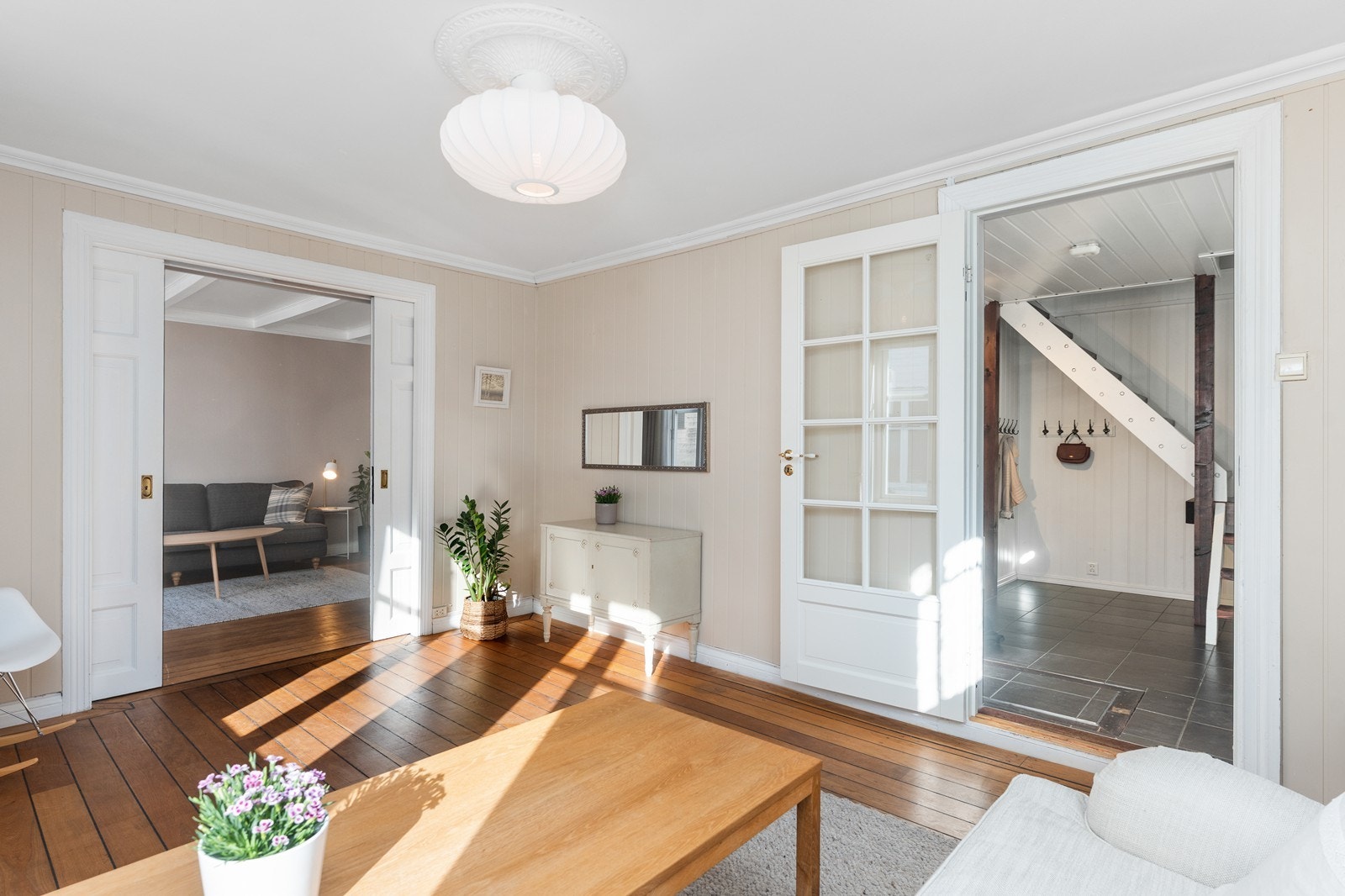 Huset har to flotte stuer på rad. Galleribilde