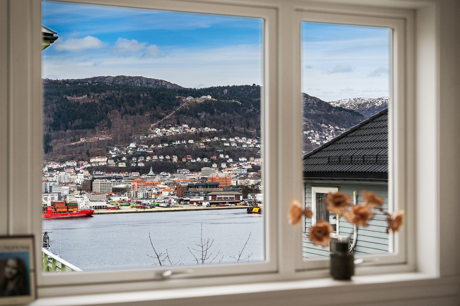 - Med vakker sjøutsikt - Galleribilde