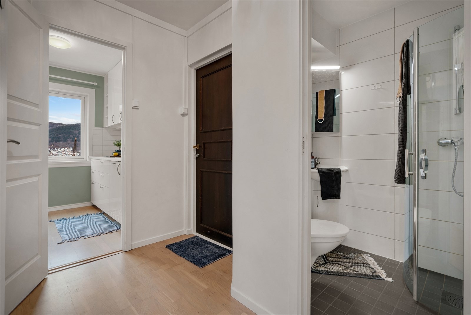 - Leiligheten disponerer én ekstern bod - praktisk verdt for ekstra oppbevaring - Galleribilde