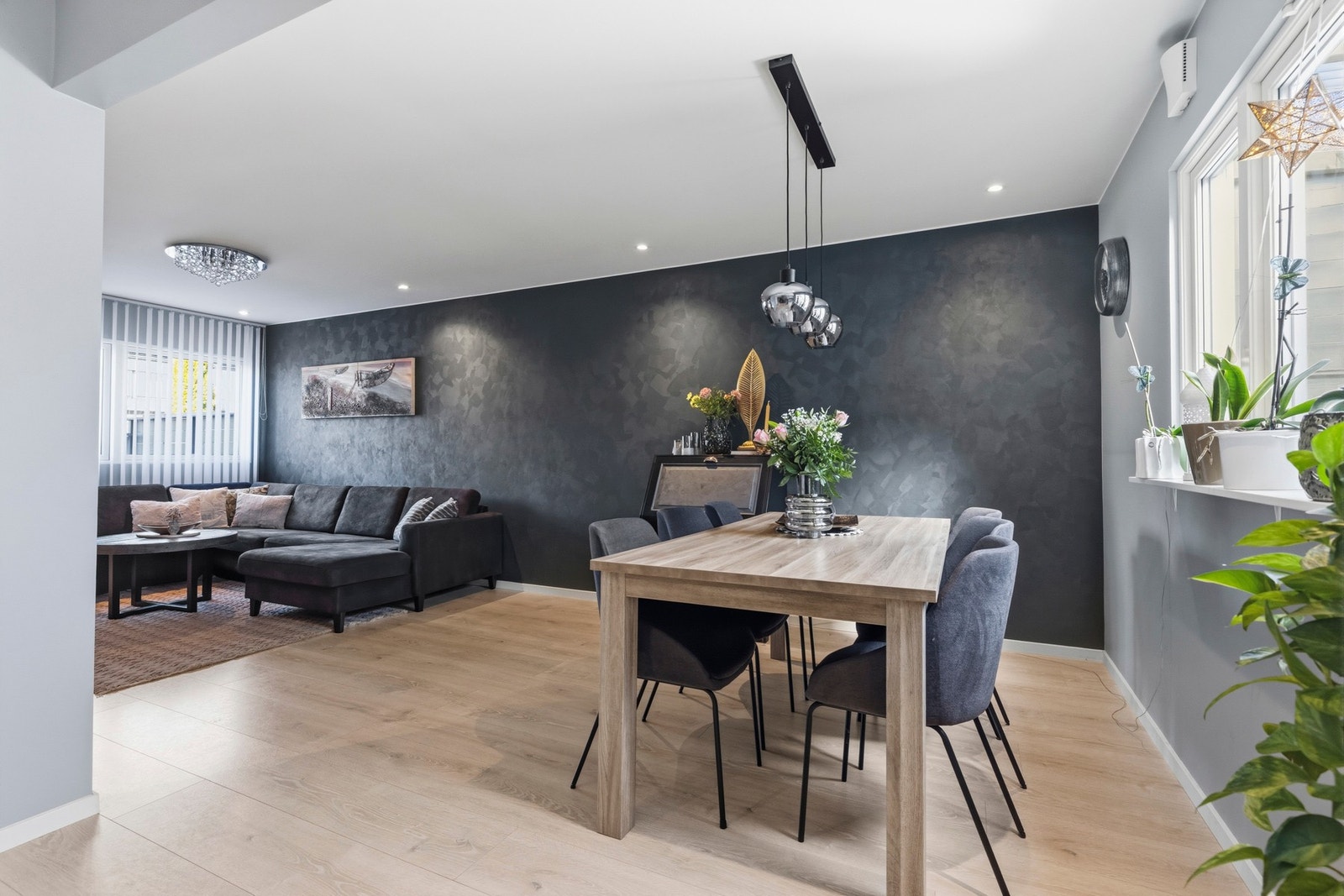 Det er god plass til å innrede med spisestue Galleribilde