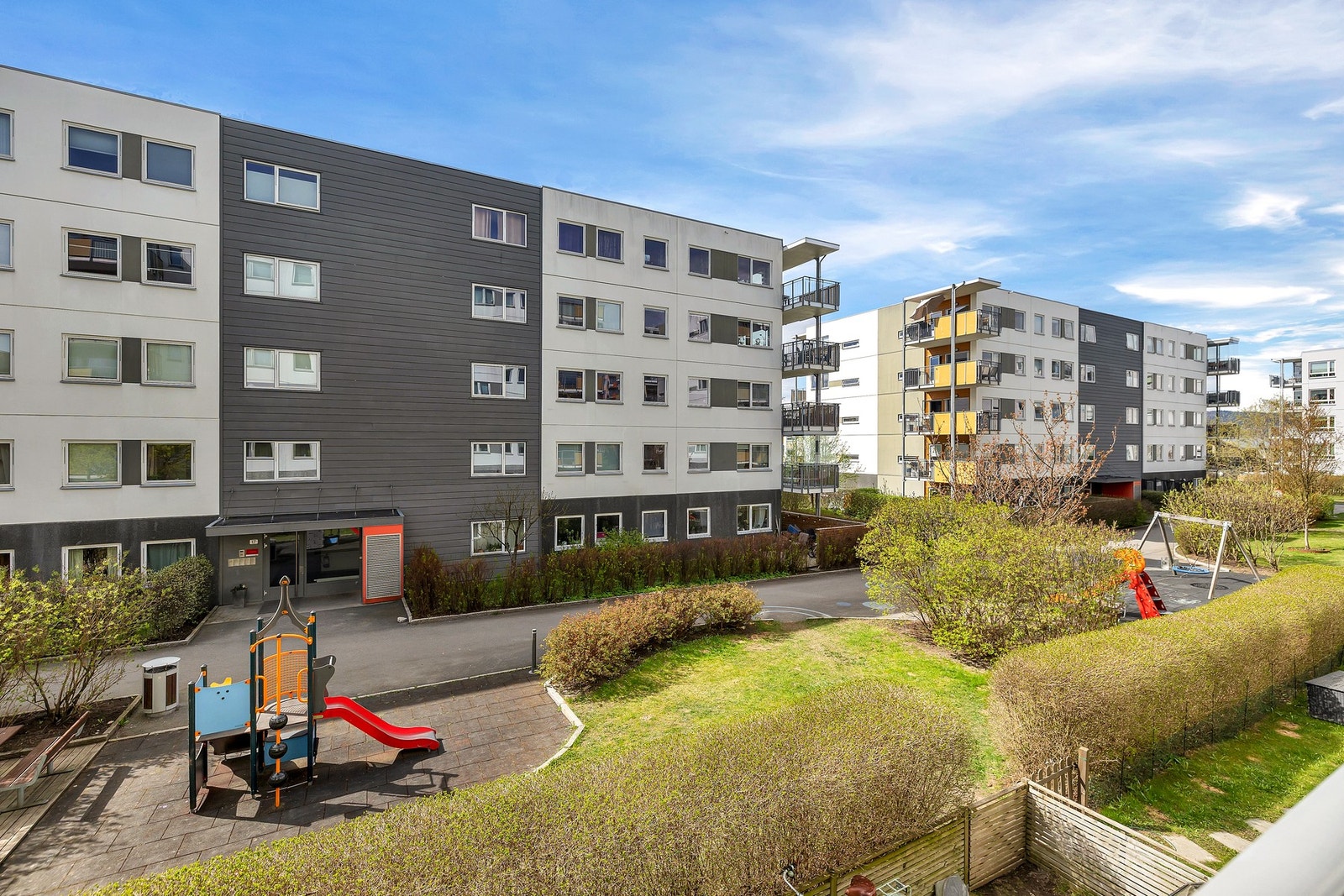 Nærområdet byr på store og åpne fellesområder. Galleribilde