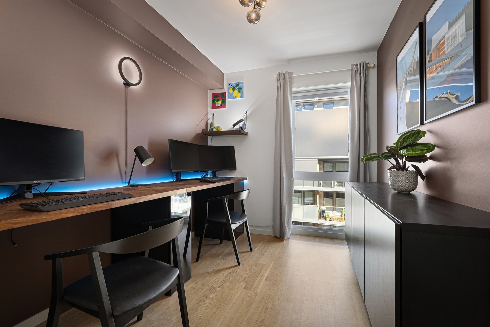 Soverom 2: Overflatene har ett moderne utrykk. Galleribilde