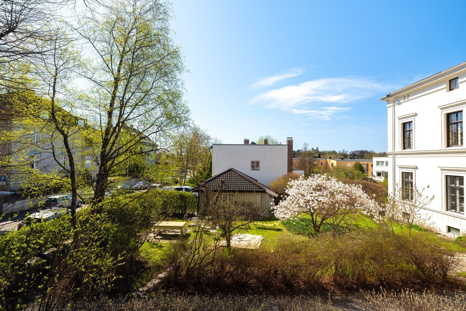 Rolig, tilbaketrukket beliggenhet og kort vei til sentrum. Foto: Chris Borowiak Galleribilde