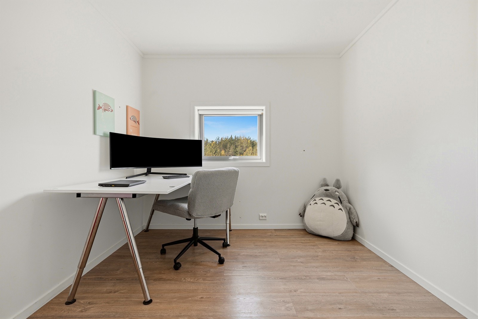 Soverom 2 passer utmerket som barnerom, gjesterom eller kontor Galleribilde