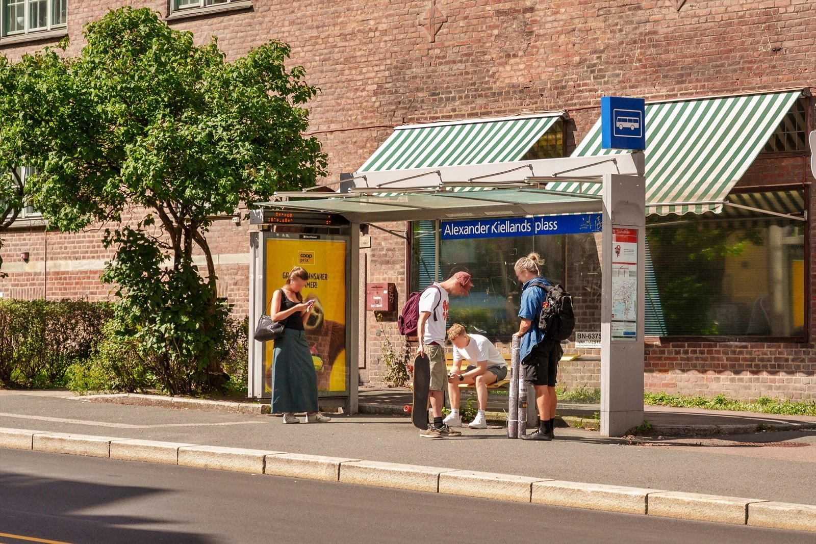 Området byr også på gode kollektivforbindelser, med flere busstopp i nærhetn av leiligheten. Galleribilde