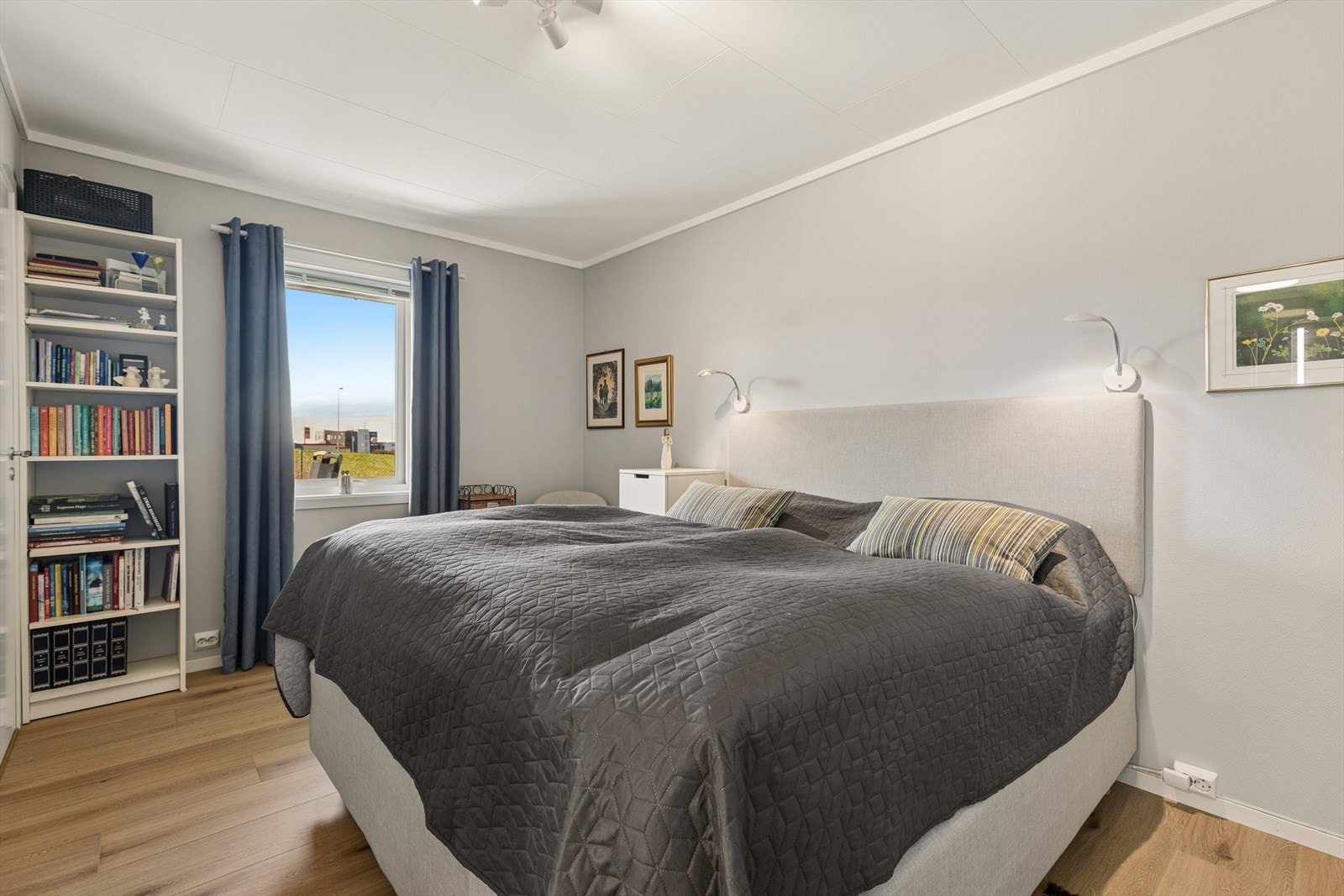 Romslig hovedsoverom. Galleribilde