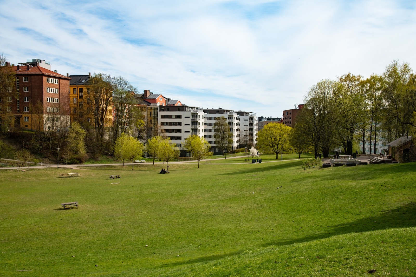 Her bor du fredelig til ved Iladalens parkarealer, med kort vei til bylivet. Galleribilde