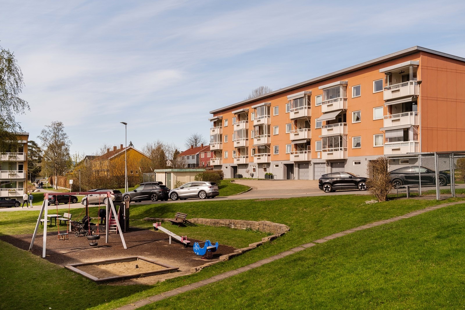 De månedlige felleskostnadene inkluderer varmtvann og fyring. Galleribilde