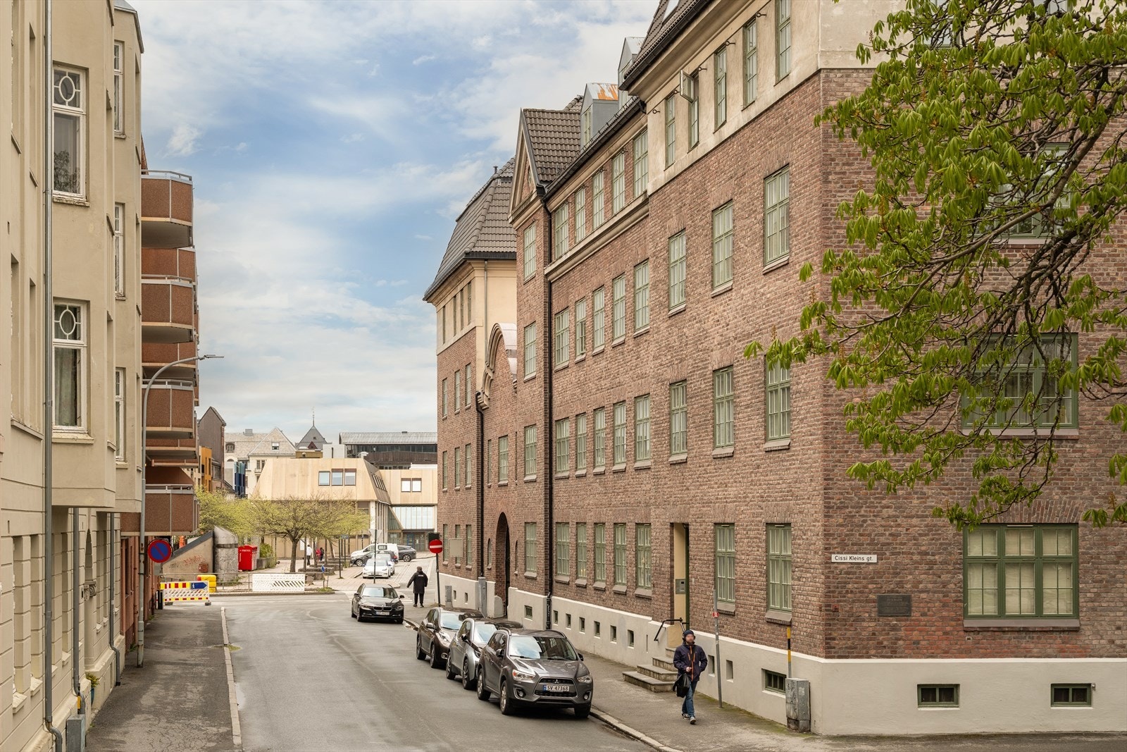 Velkommen til visning! Ta kontakt med megler dersom du har spørsmål eller annonsert visning ikke passer. Galleribilde