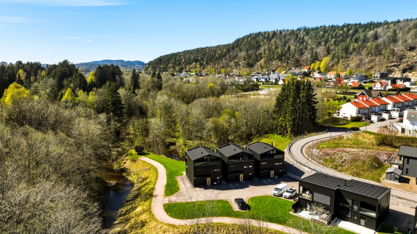 Det er ikke uten grunn til at Hovenga er et av de mest etterspurte boligområdene sentralt i Porsgrunn. Galleribilde