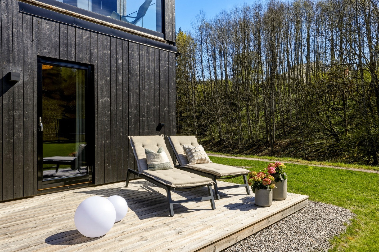 I tillegg til nydelig utsikt og perfekte solforhold. Galleribilde