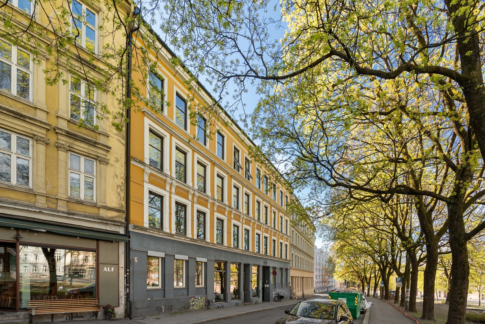 Særegen og attraktiv beliggenhet midt mellom de populære bydelene St. Hanshaugen, Grünerløkka og Sagene. Galleribilde