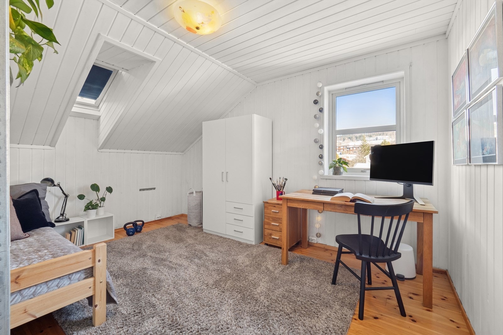 Soverom 2 i loftsetasjen. Galleribilde