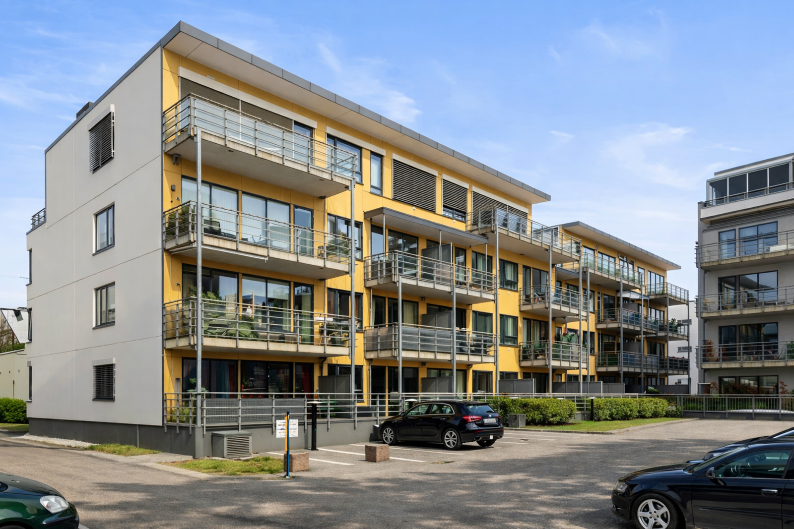 Moderne bebyggelse med attraktiv og urban beliggenhet. Galleribilde
