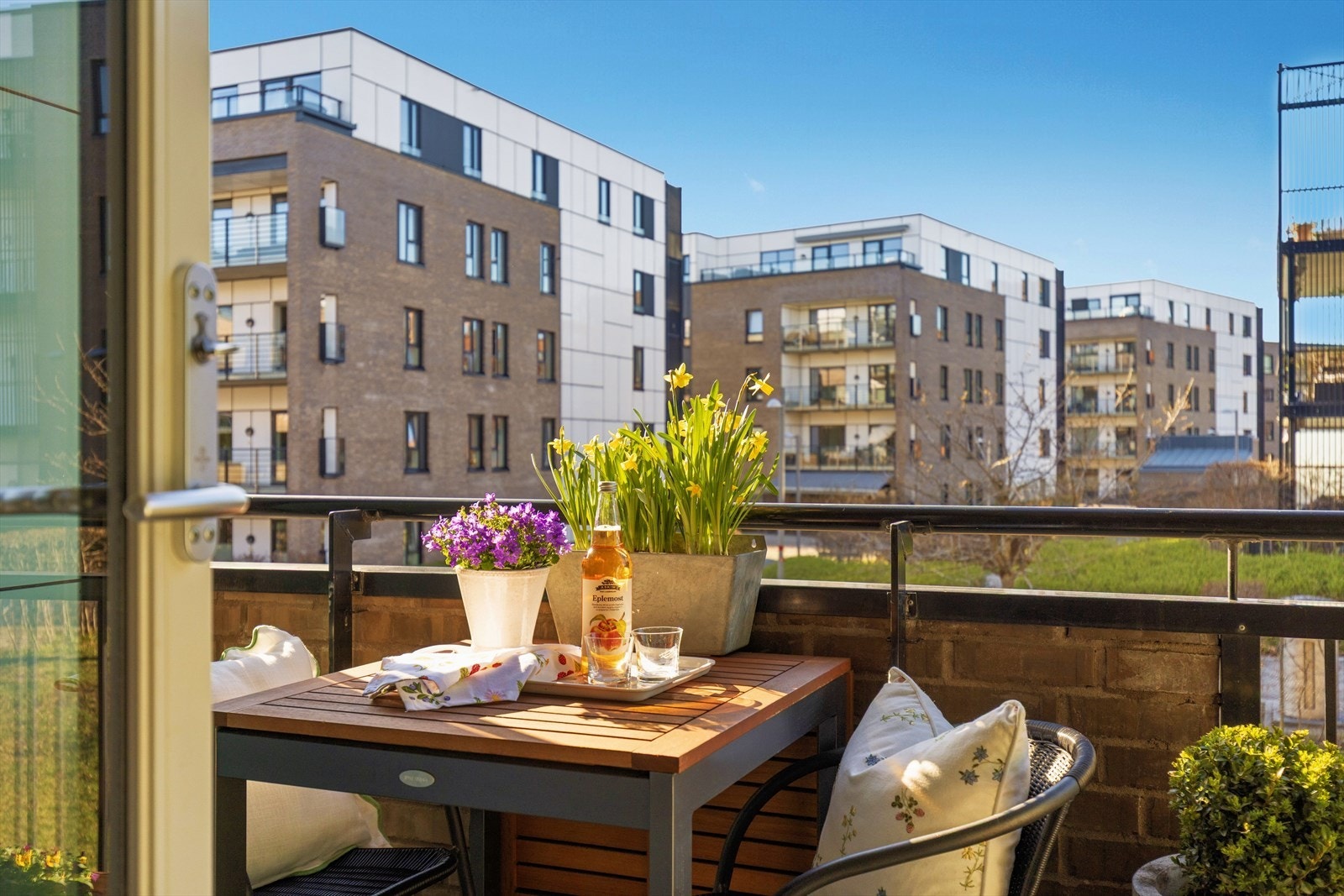 Nyt middagen ute om sommerhalvåret! Galleribilde