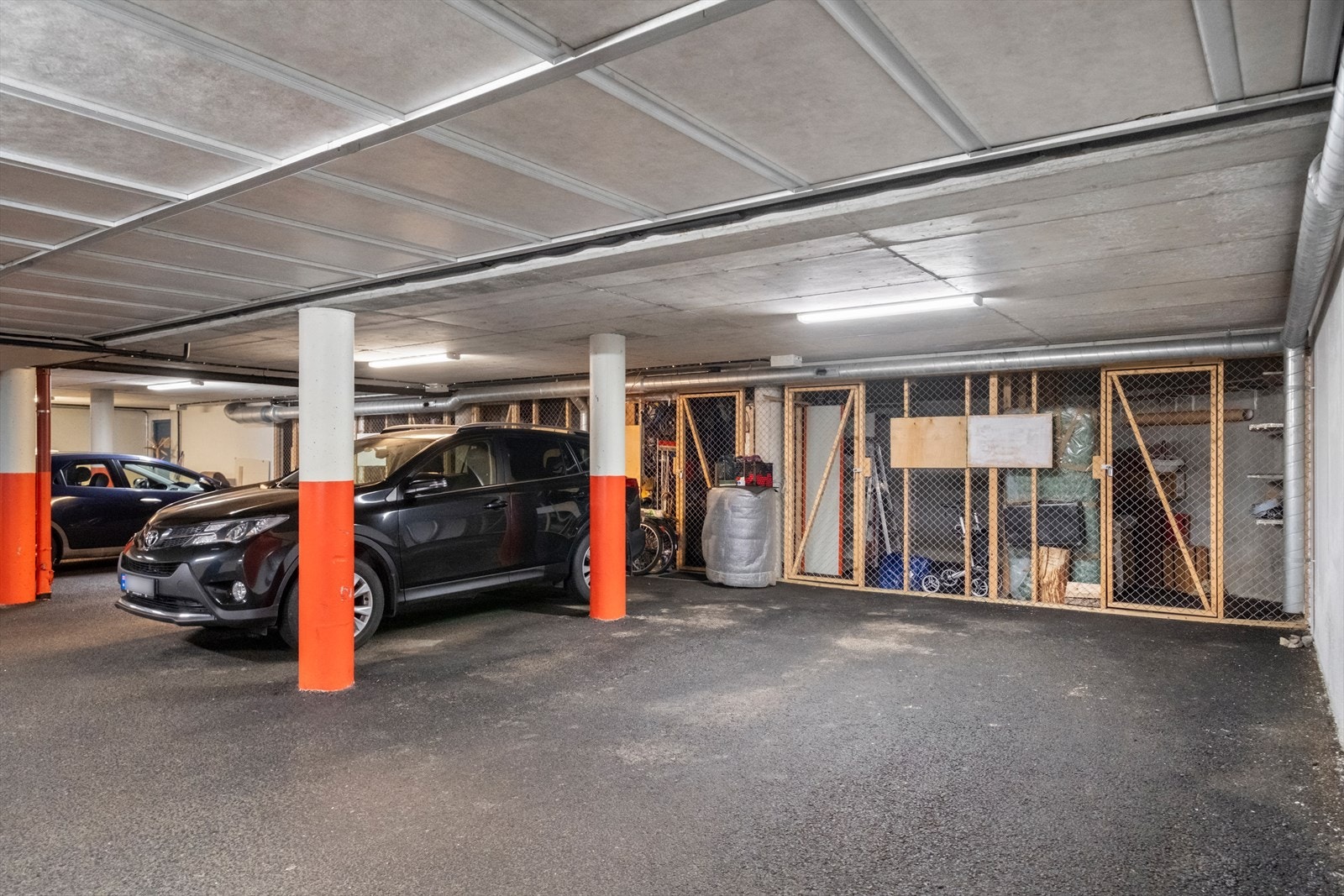 Leiligheten disponerer 1 p-plass med bod i bak-kant Galleribilde