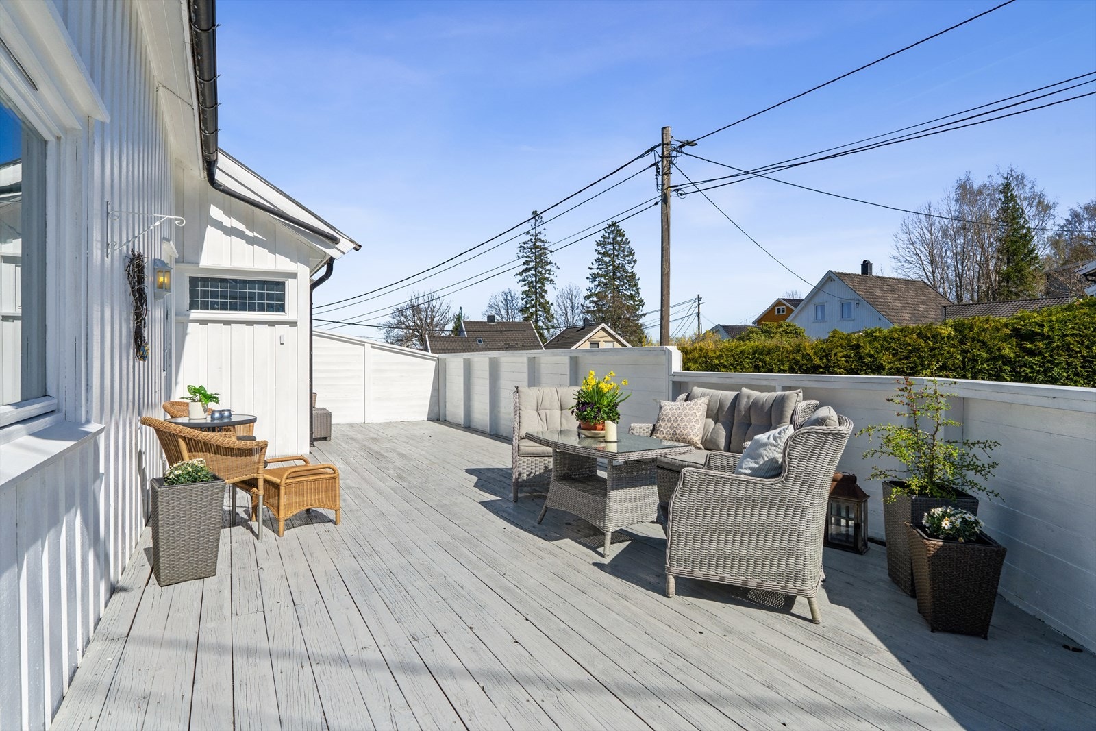 Terrasse tilhørende leilighet i 1.etg Galleribilde