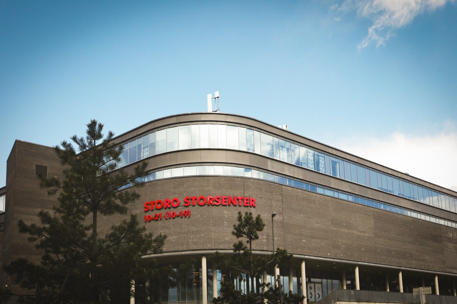 Thon Senter Storo, et knutepunkt for shopping og tjenester, ligger kun en kort tur unna. Galleribilde